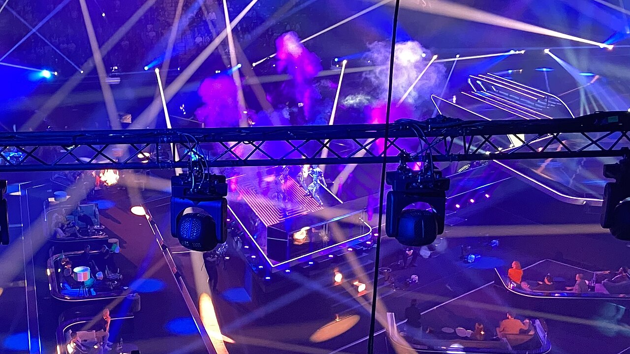 Albina с песней Tick-Tick на сцене Евровидения-2021 в Роттердаме