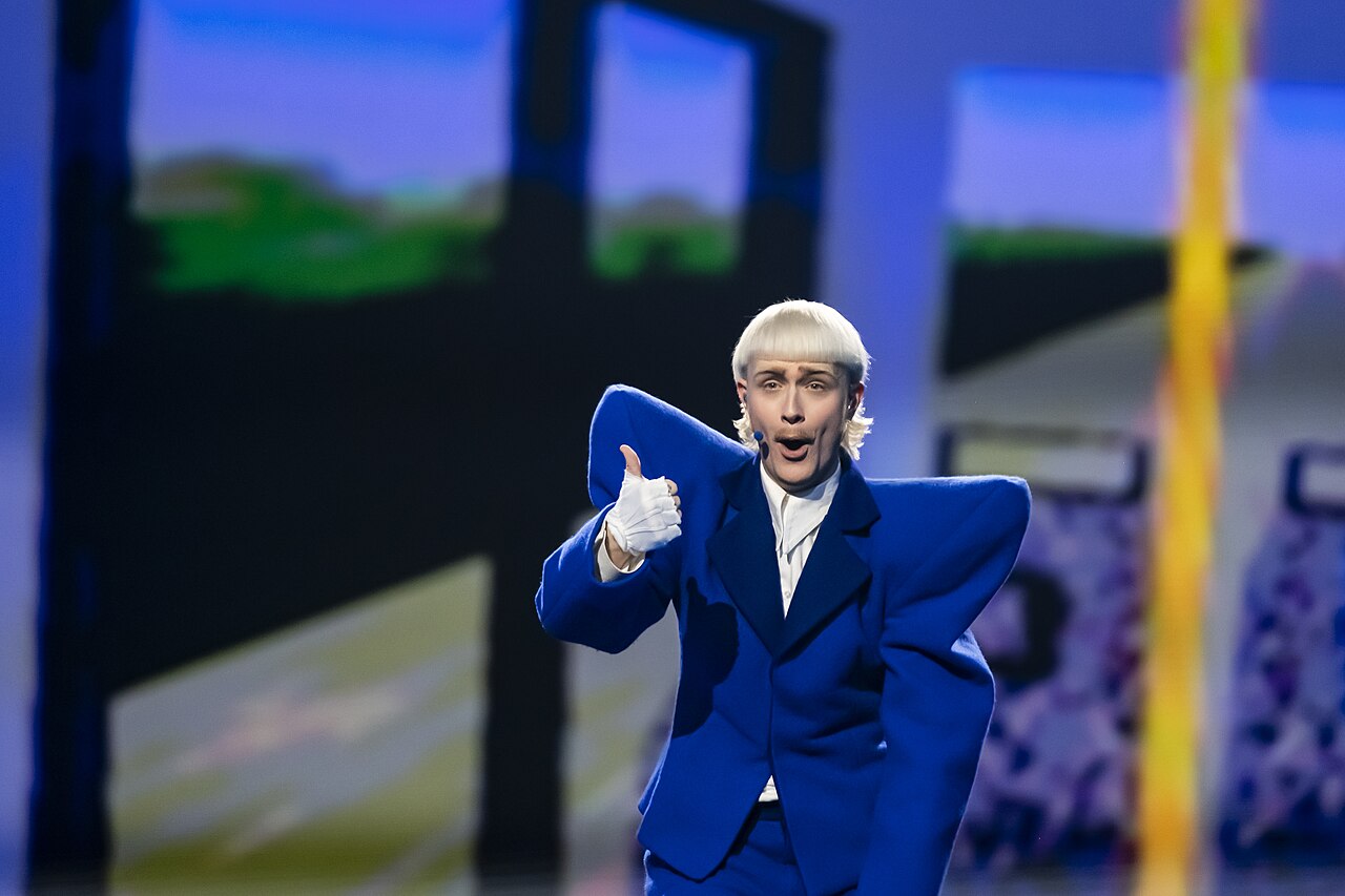 Joost Klein с песней Europapa на сцене Евровидения-2024 в Мальмё